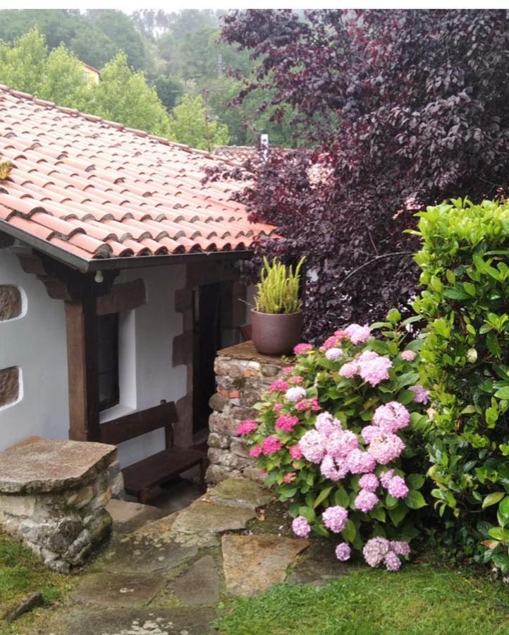 Hdec Hosteria De Castaneda Alojamiento Turistico Puente Viesgo Ngoại thất bức ảnh